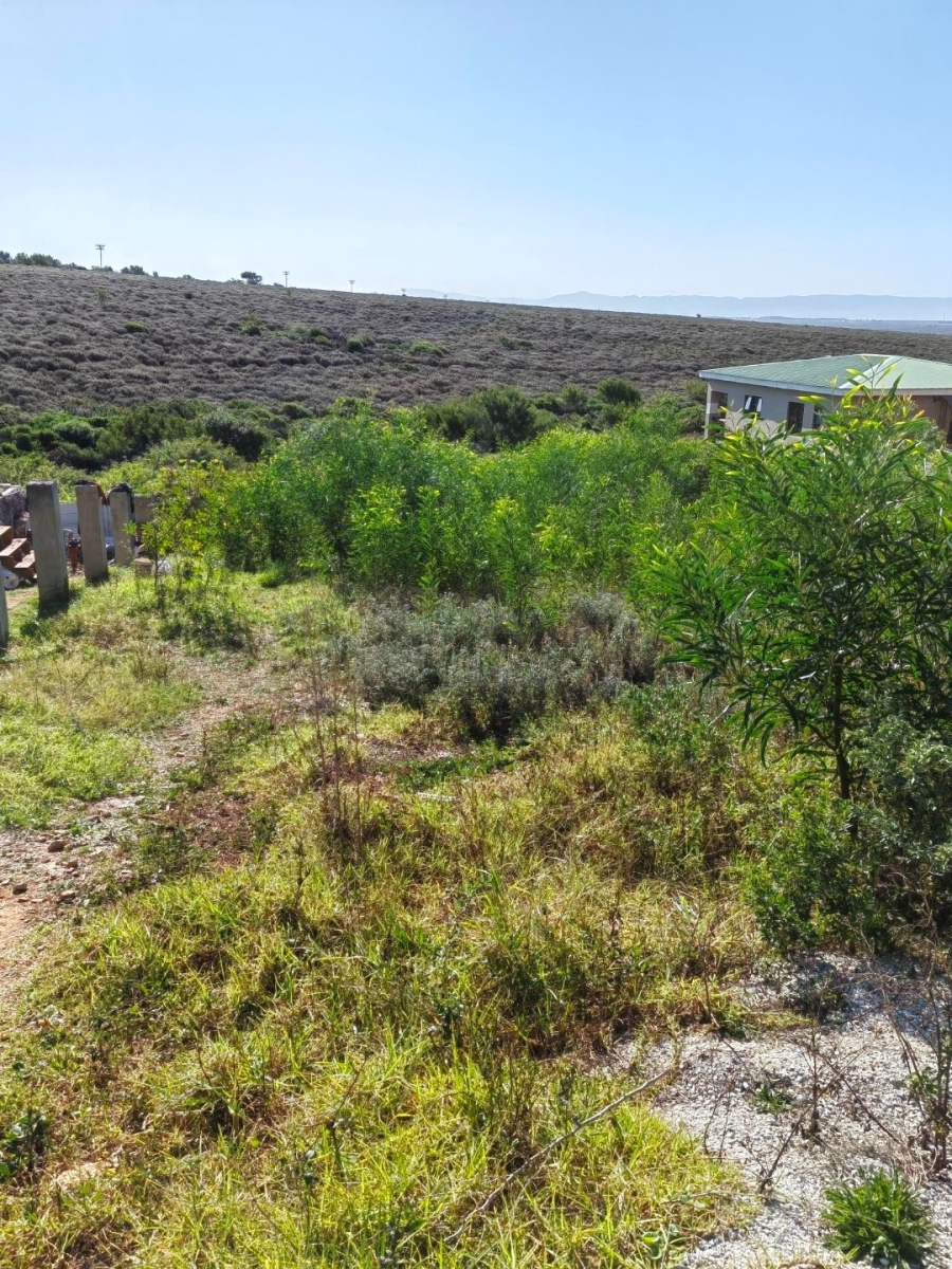  Bedroom Property for Sale in Wavecrest Eastern Cape